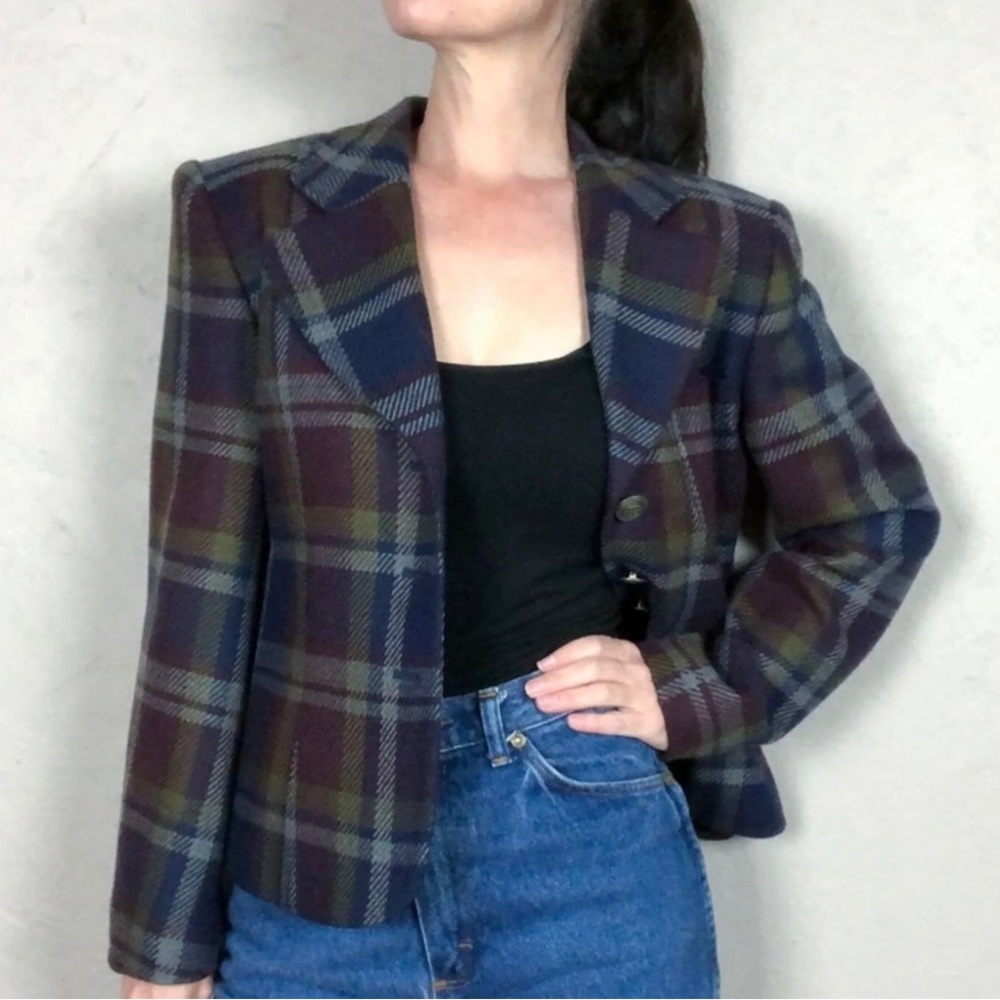 Wool Jacket 18